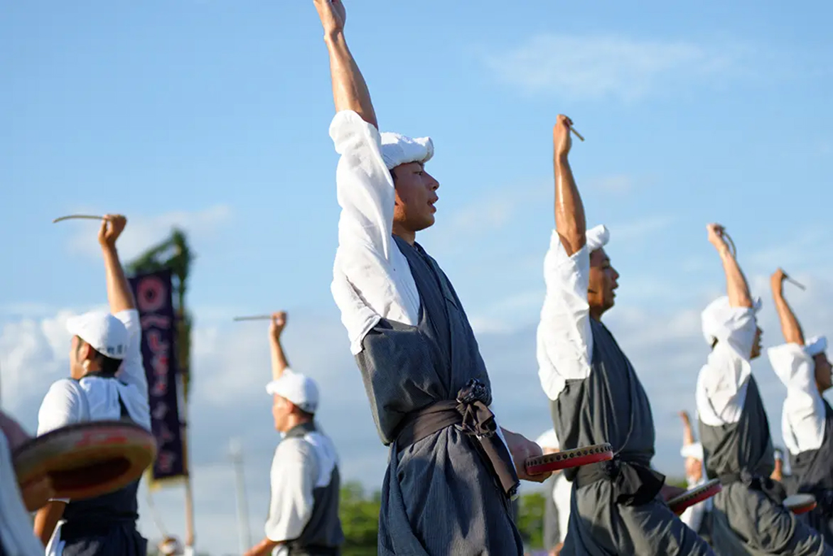 伝統芸能のエイサー